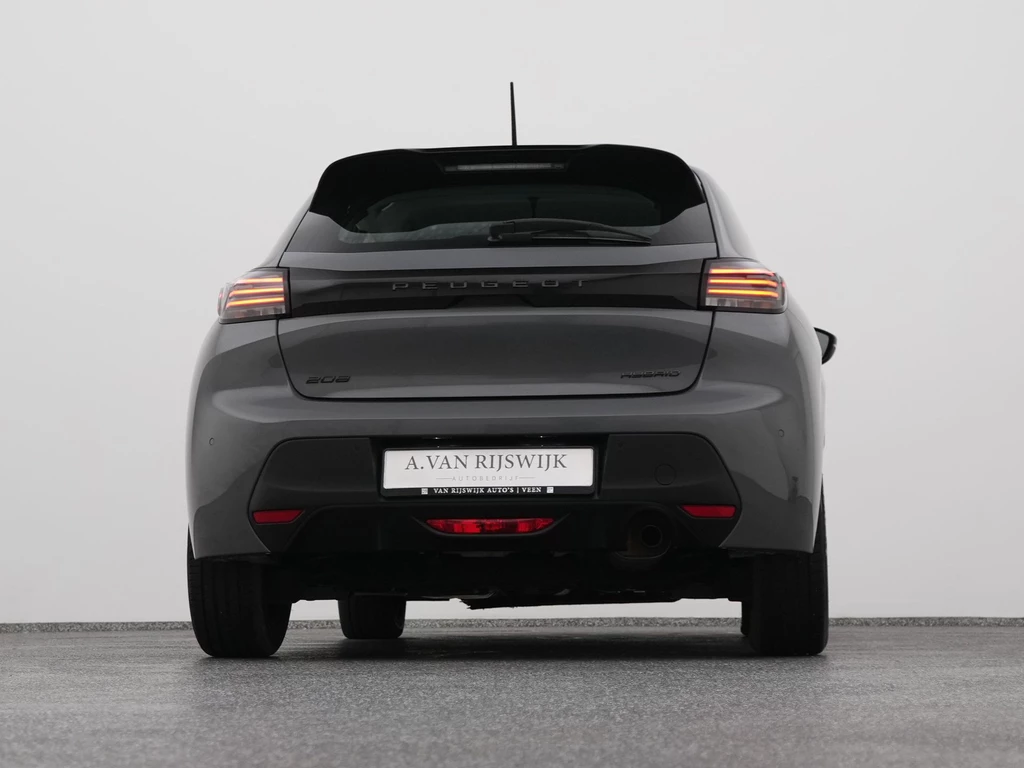Peugeot 208 – foto 11