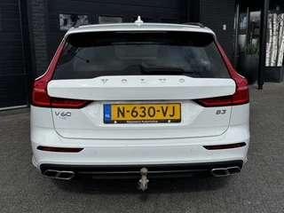 Volvo V60 – thumbnail 2