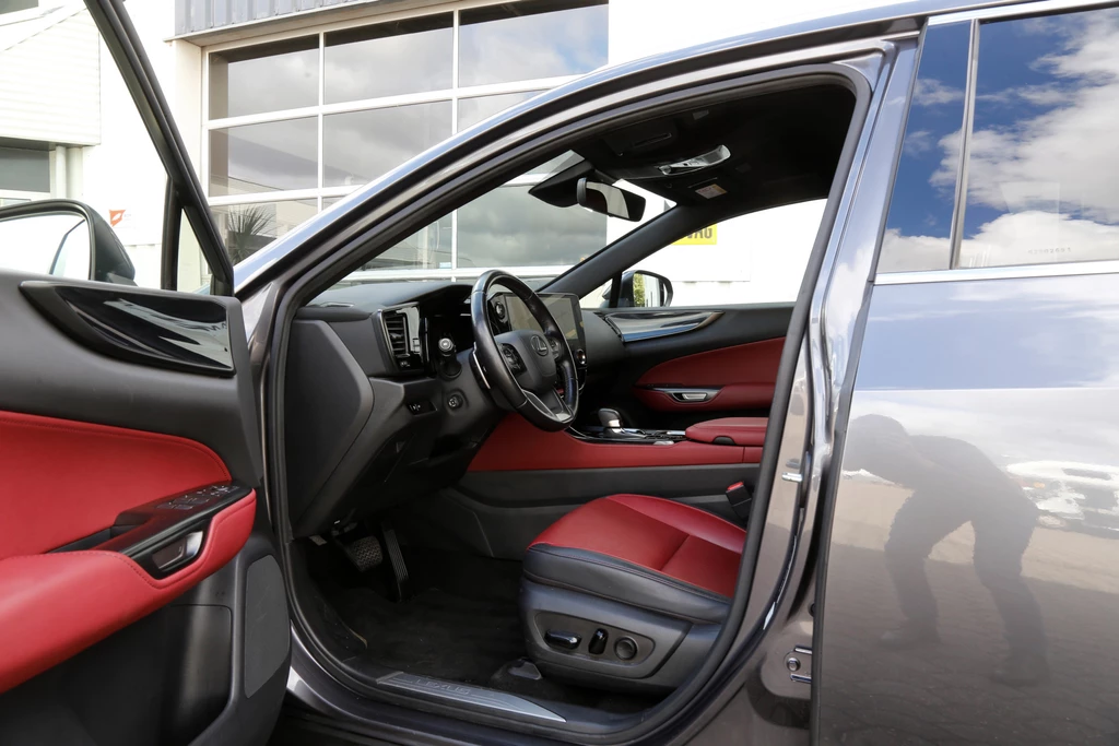 Lexus NX – foto 20