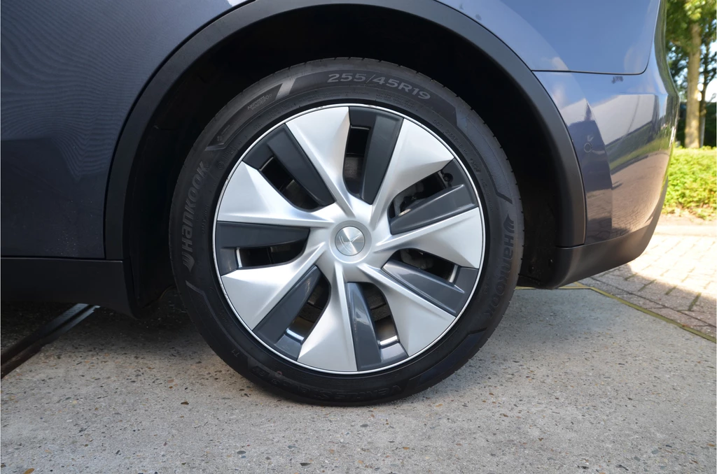 Tesla Model Y – foto 35