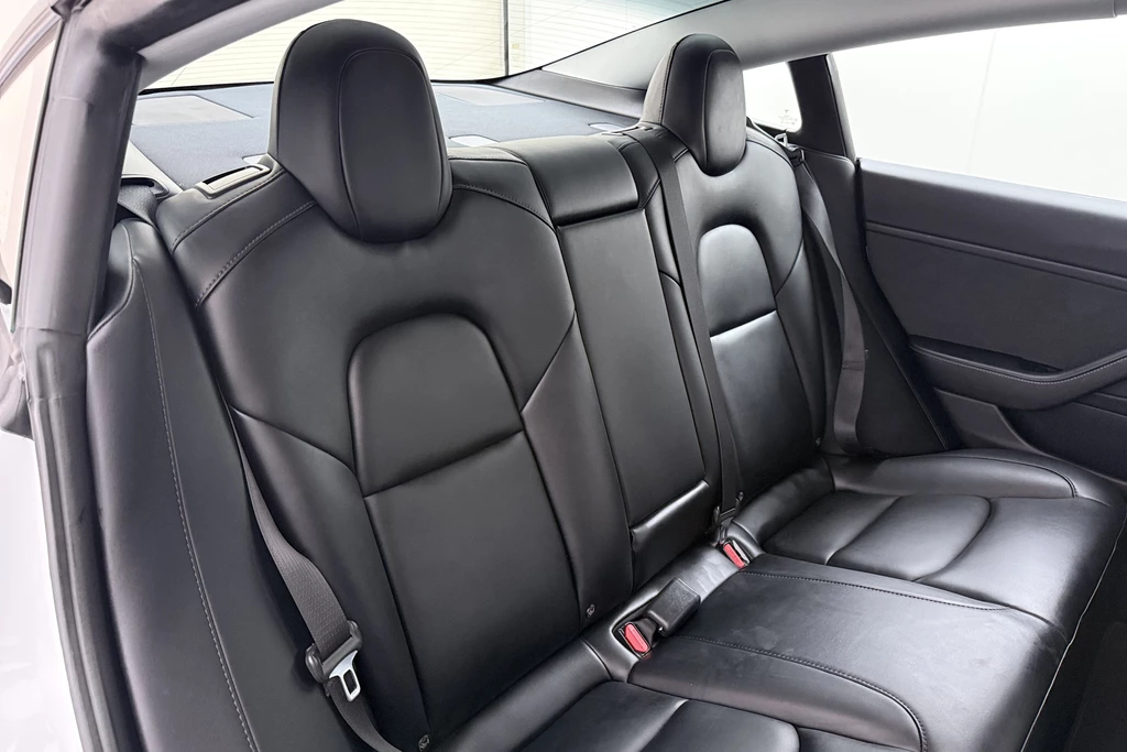 Tesla Model 3 – foto 15