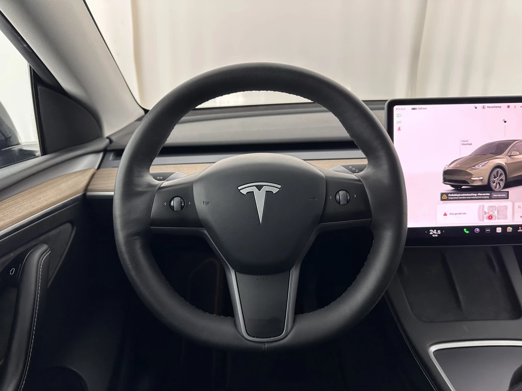 Tesla Model Y – foto 24