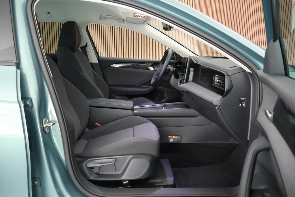 Volkswagen Passat – foto 12