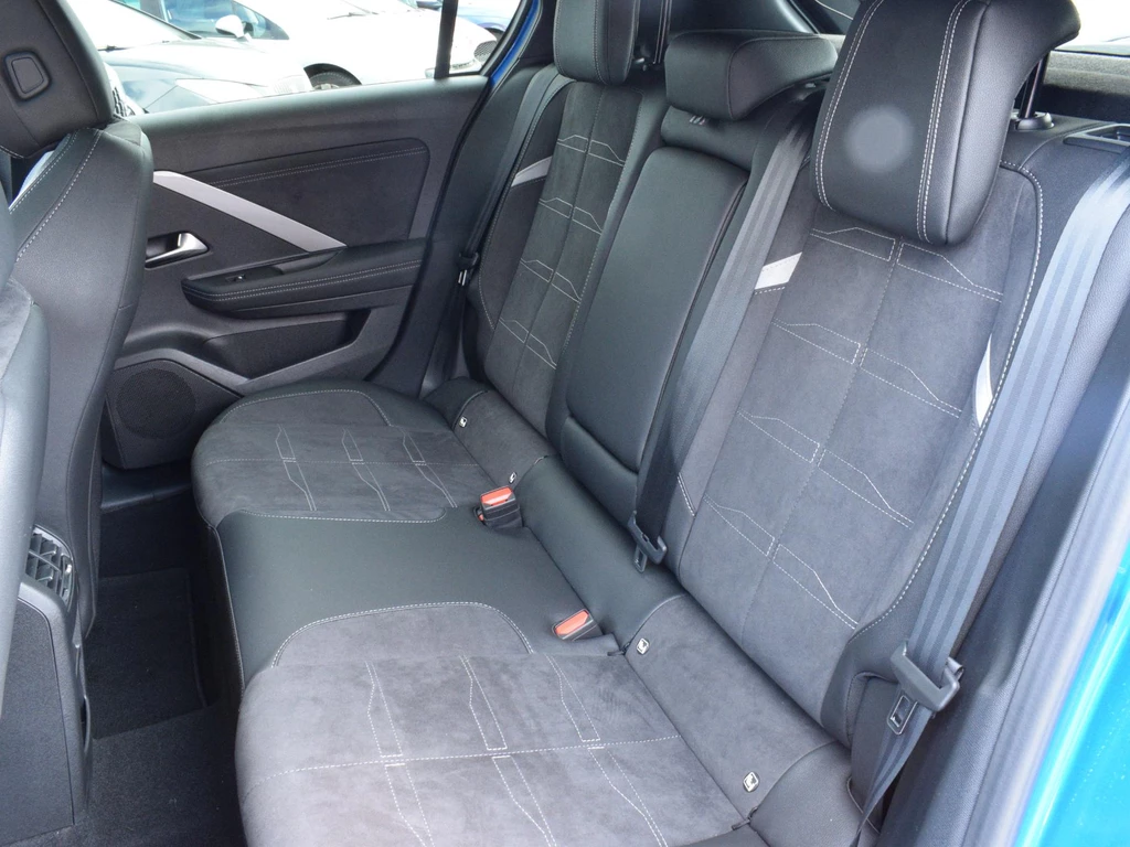 Opel Astra – foto 16