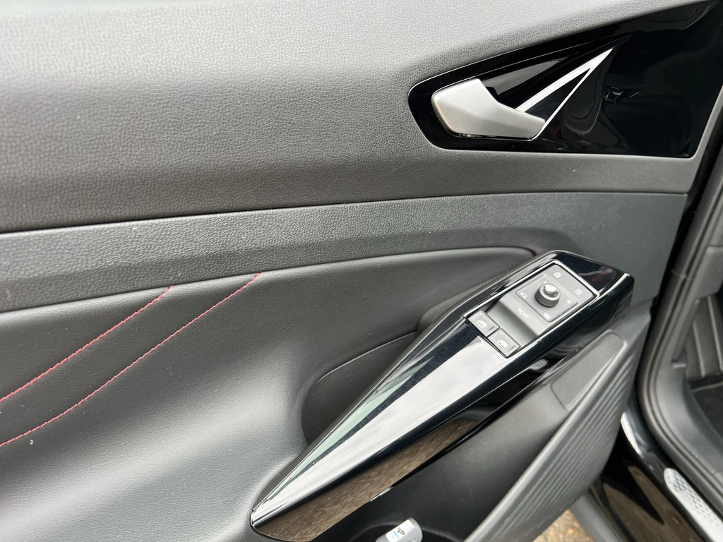 Volkswagen ID.4 – foto 12