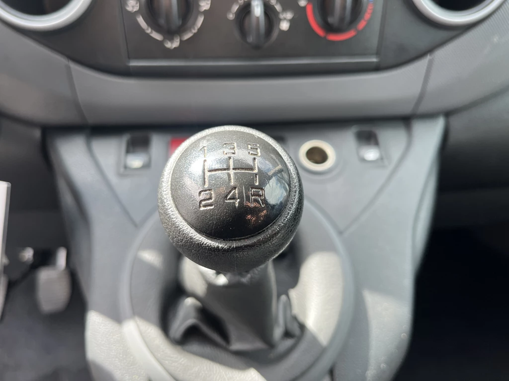 Peugeot Partner – foto 29