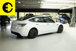 Tesla Model 3 – thumbnail 2