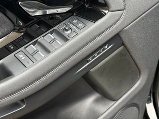 Land Rover Range Rover Evoque – thumbnail 45