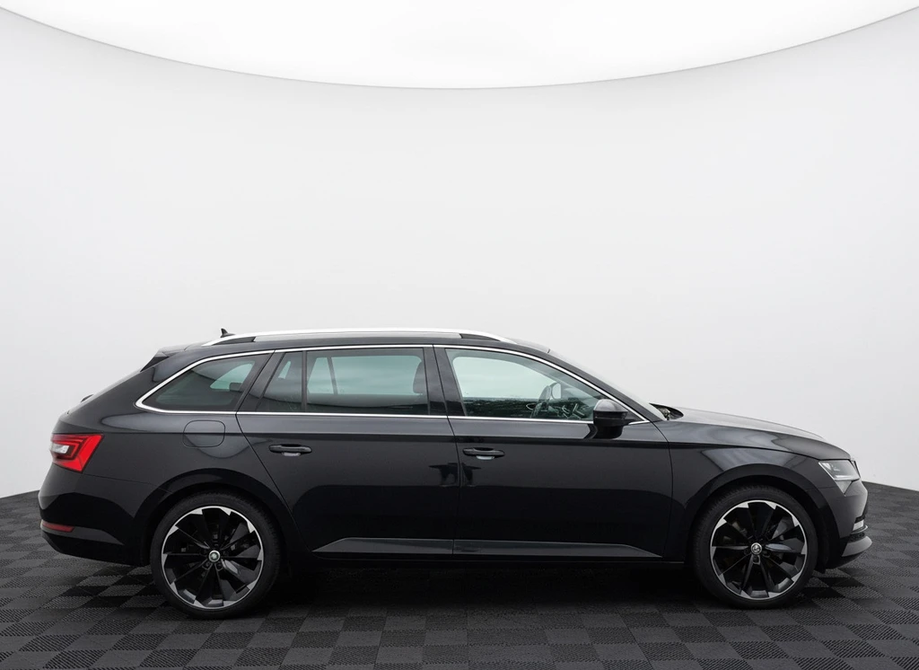 Škoda Superb – foto 8