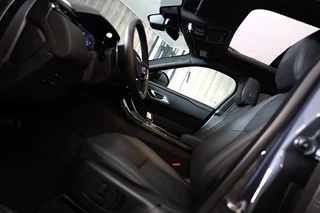 Land Rover Range Rover Velar – thumbnail 17
