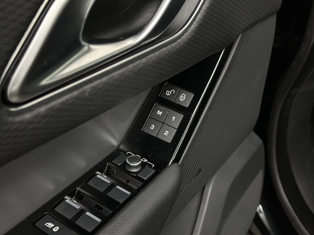 Land Rover Range Rover Velar – foto 15