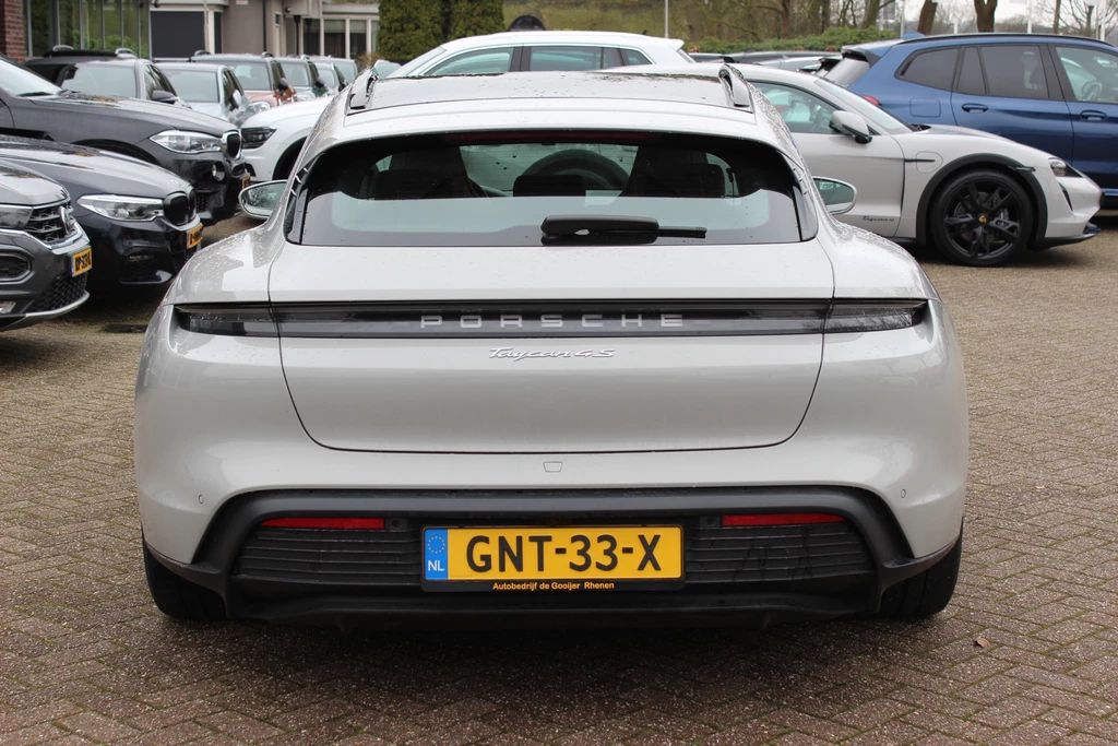 Porsche Taycan – foto 5