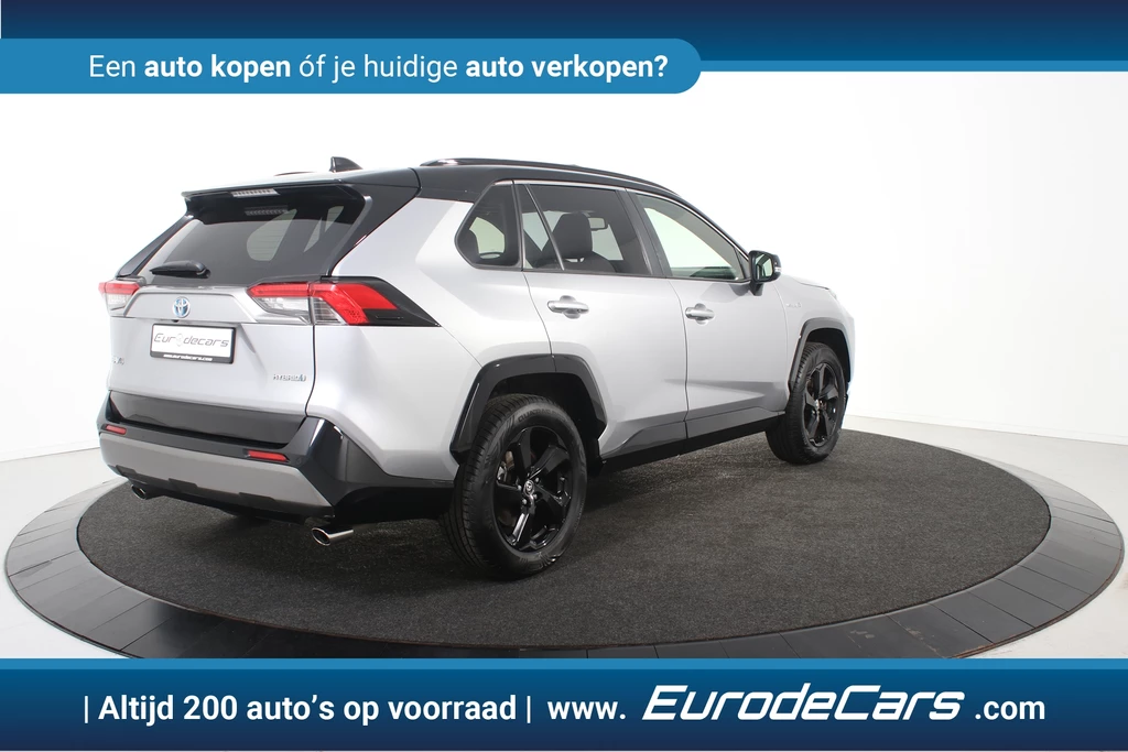 Toyota RAV4 – foto 11