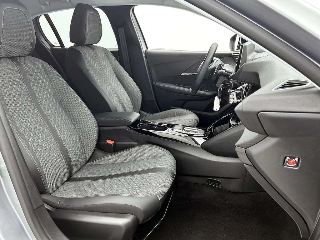 Peugeot 208 – foto 39
