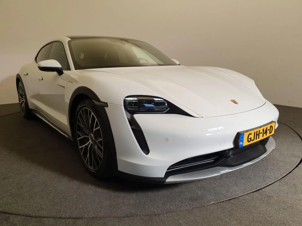 Porsche Taycan – foto 6