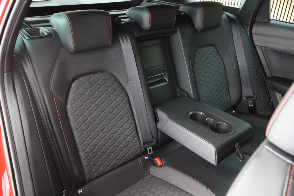 SEAT Leon – foto 35