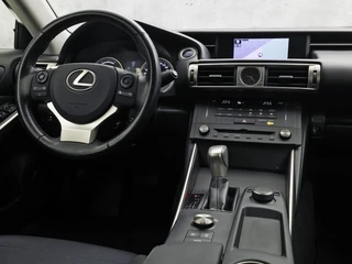 Lexus IS – thumbnail 9