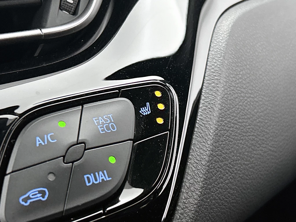 Toyota C-HR – foto 9