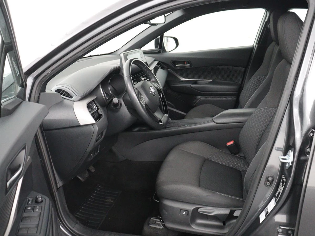 Toyota C-HR – foto 9