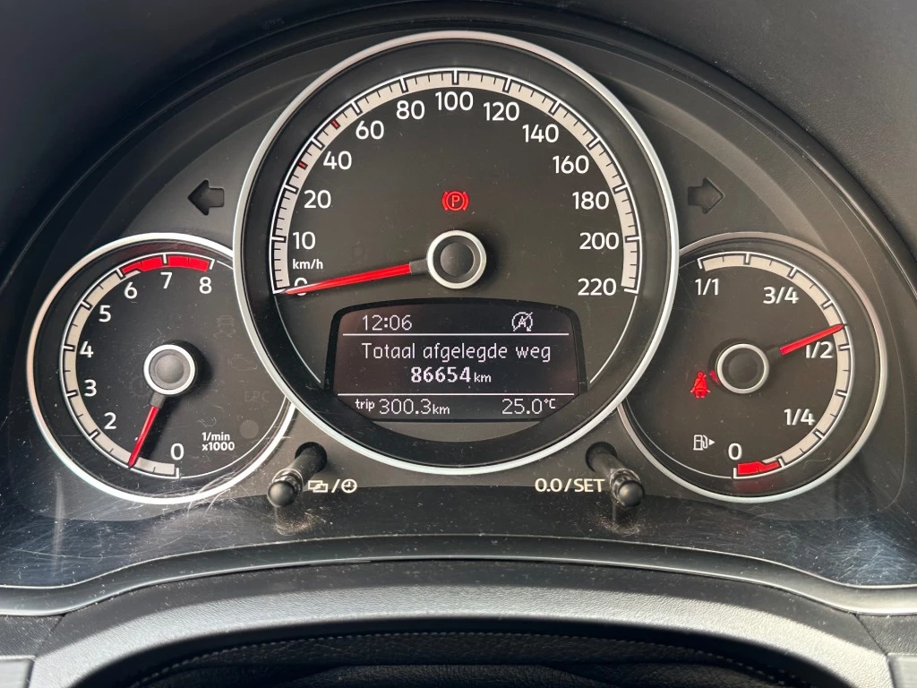 Volkswagen up! – foto 14