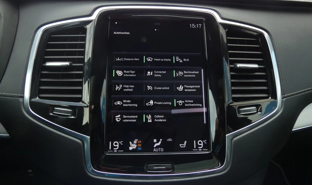 Volvo XC90 – foto 32