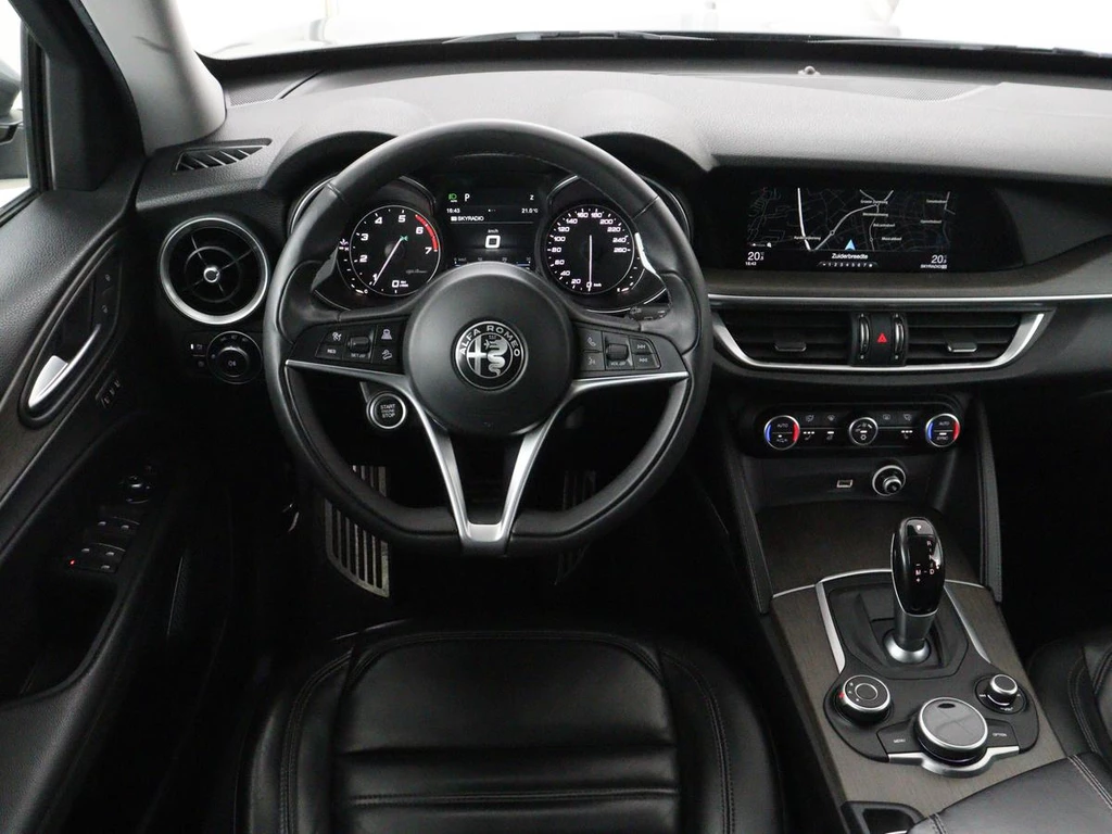 Alfa Romeo Stelvio – foto 5