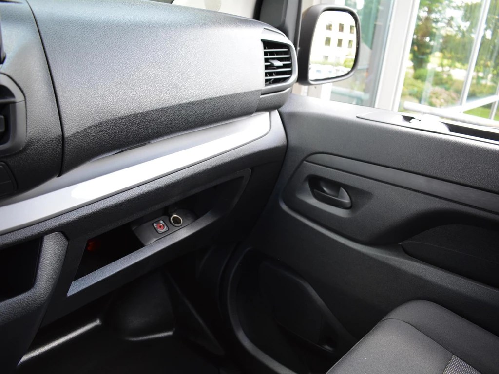 Opel Vivaro-e – foto 41