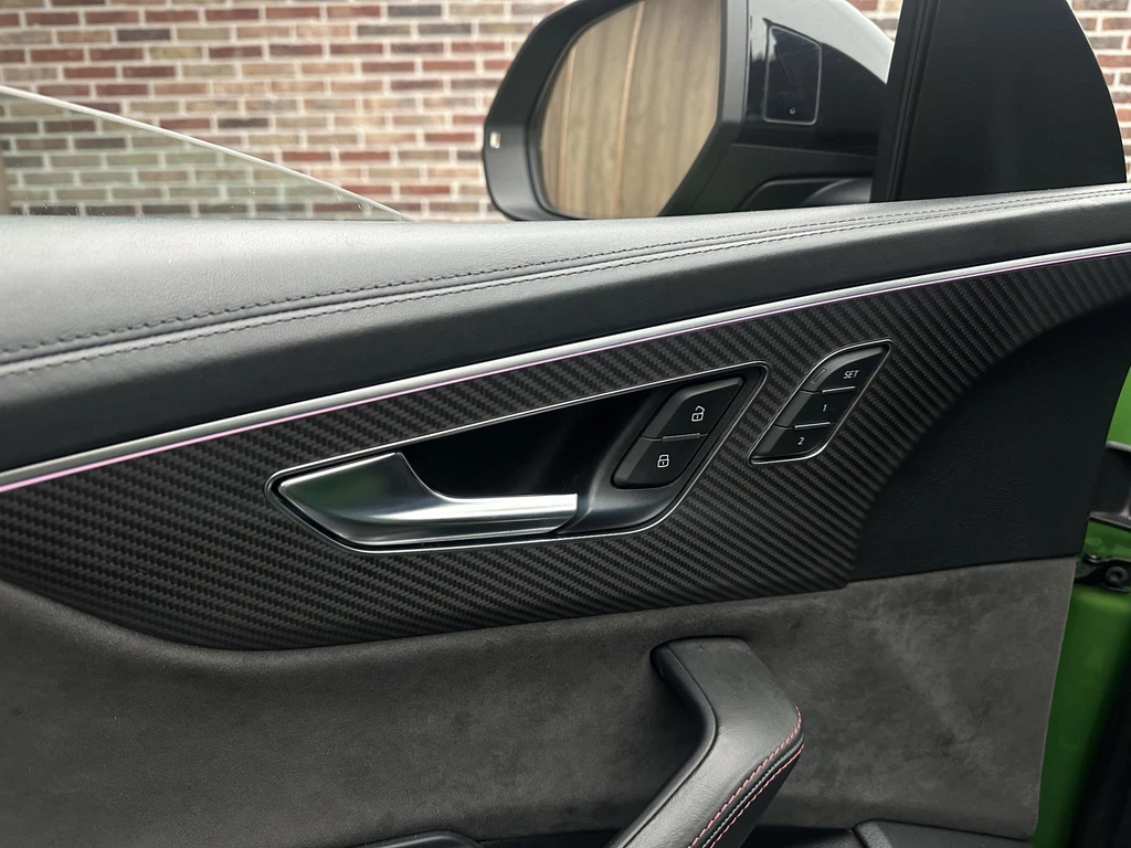 Audi RSQ8 – foto 32