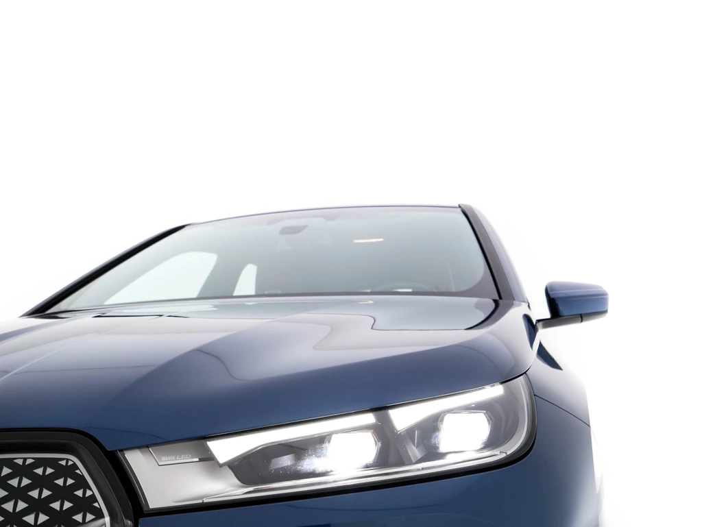 BMW iX – foto 7
