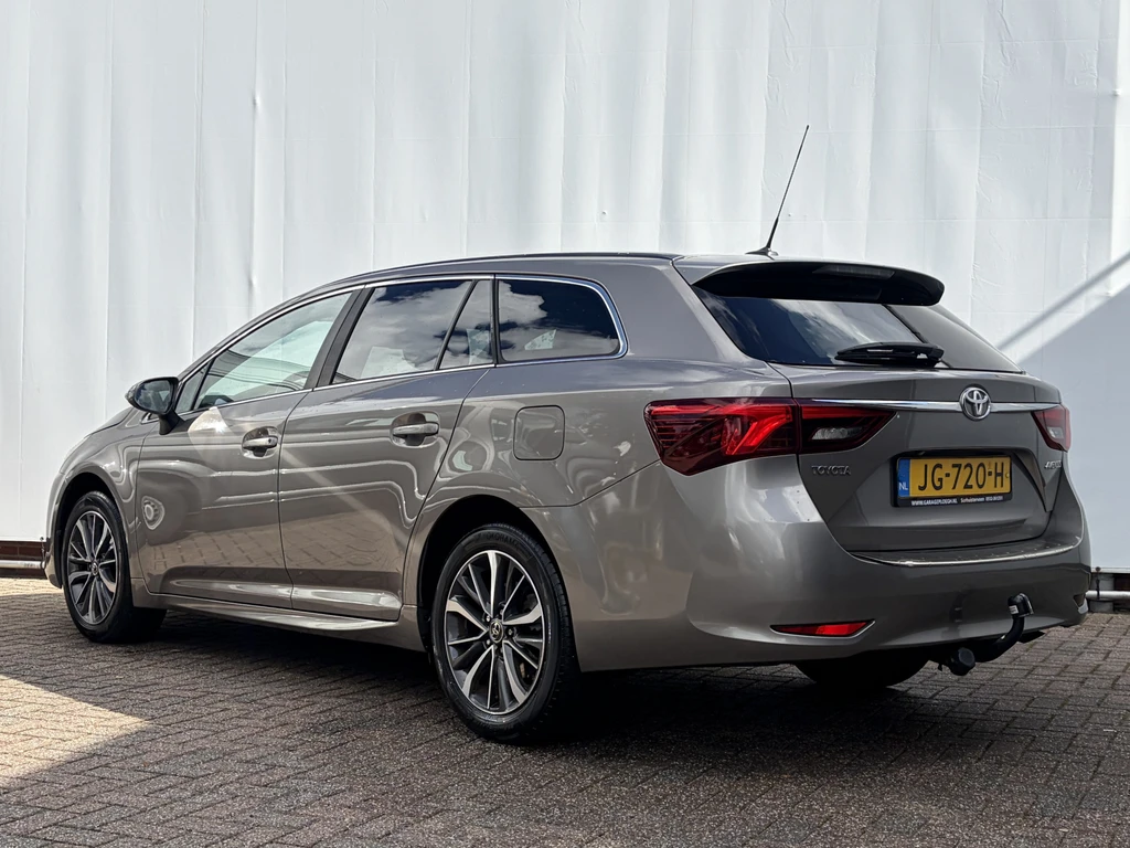 Toyota Avensis – foto 4