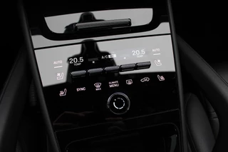 Porsche Cayenne – thumbnail 31