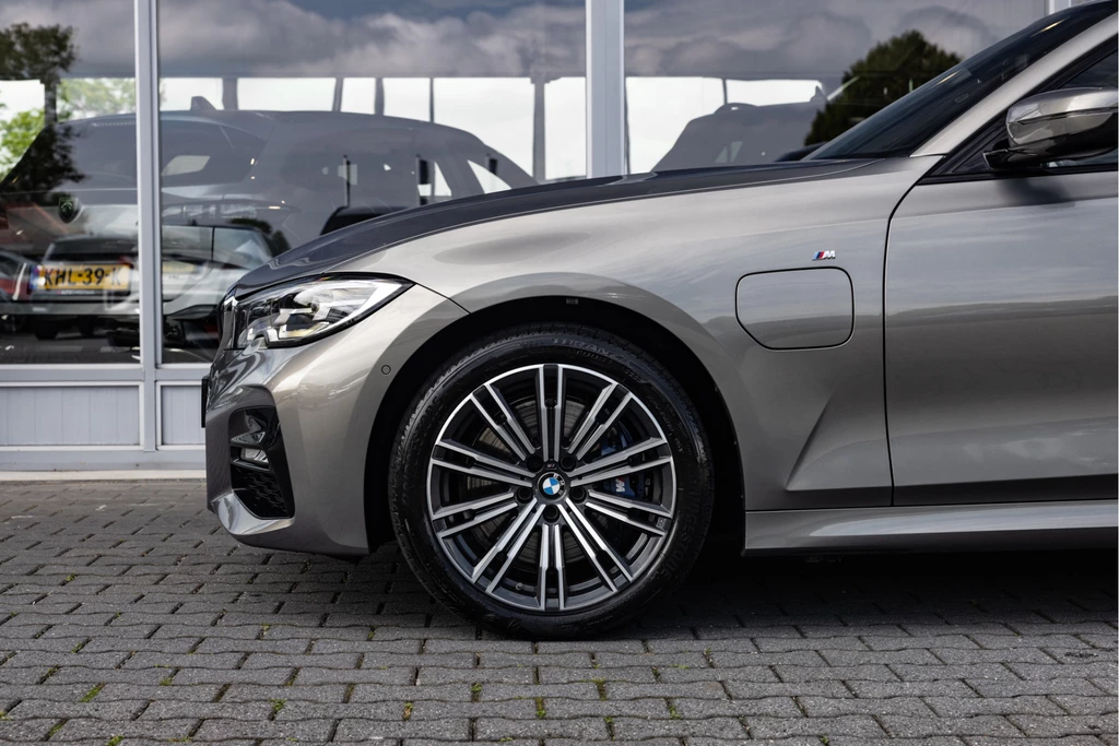 BMW 3 Serie – foto 16