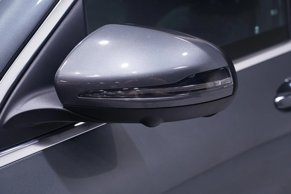 Mercedes-Benz EQC – foto 14