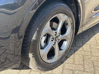 Ford Kuga – thumbnail 8