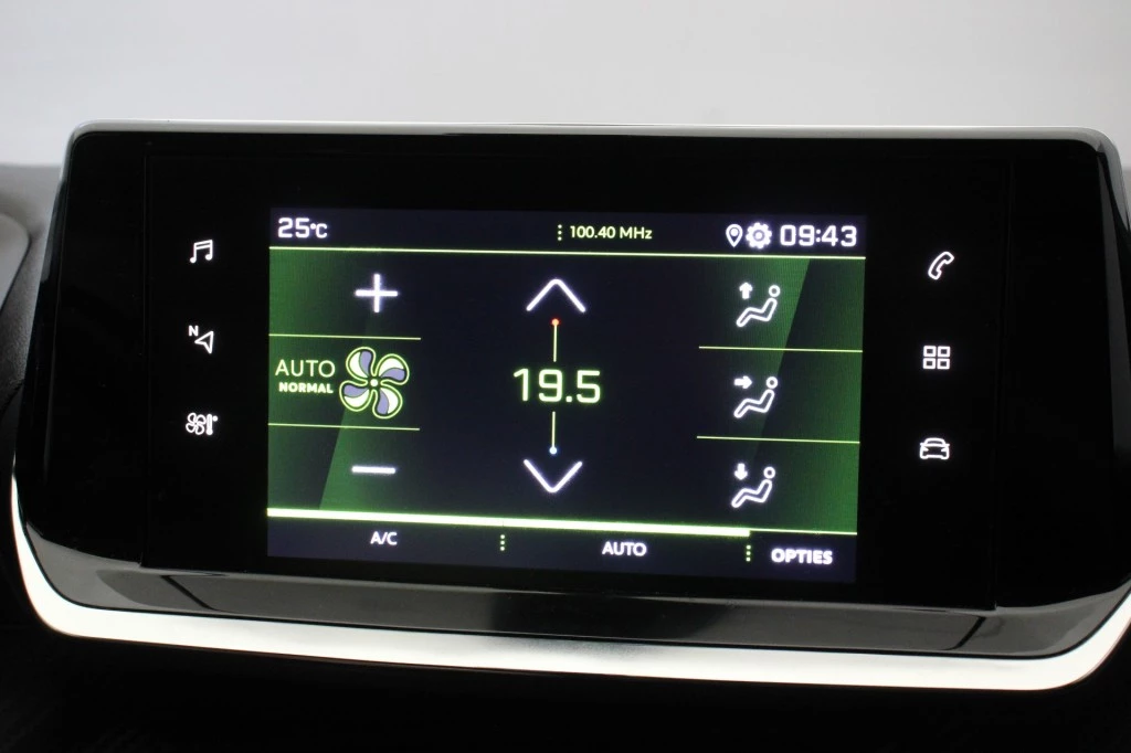 Peugeot 208 – foto 22