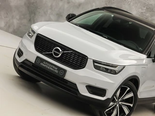 Volvo XC40 – thumbnail 2