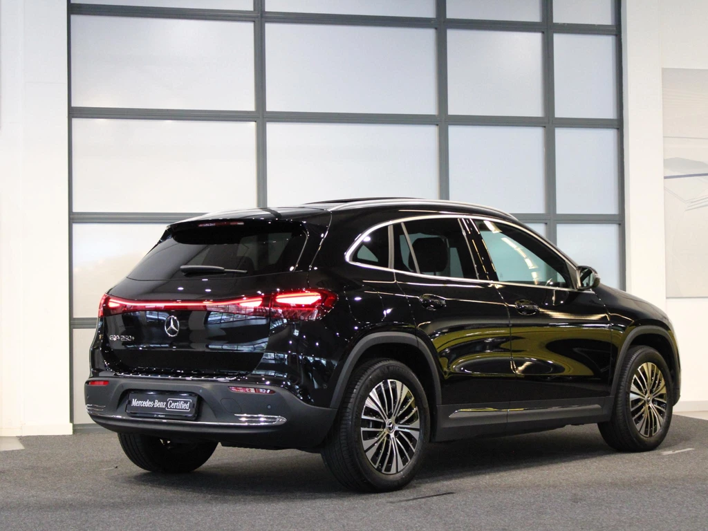 Mercedes-Benz EQA – foto 2