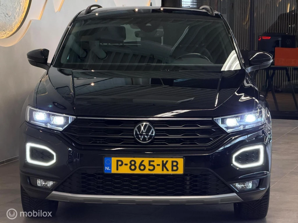 Volkswagen T-Roc – foto 8