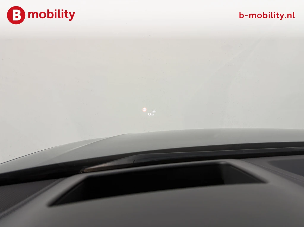 Audi SQ8 – foto 15