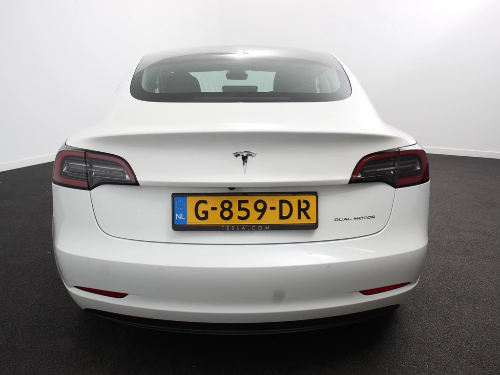 Tesla Model 3 – foto 3