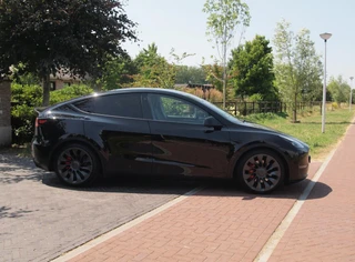 Tesla Model Y – thumbnail 7