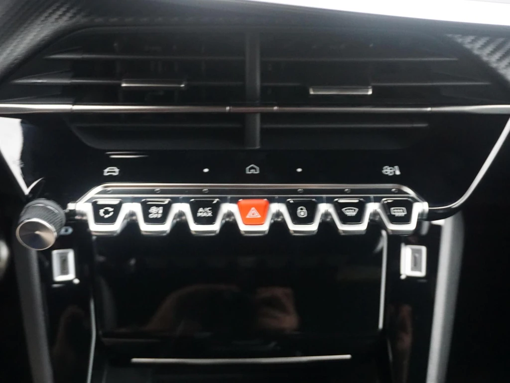 Peugeot 208 – foto 33