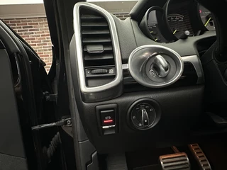Porsche Cayenne – thumbnail 28