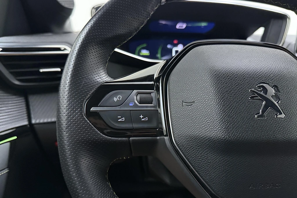 Peugeot 208 – foto 17