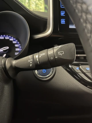 Toyota C-HR – thumbnail 13