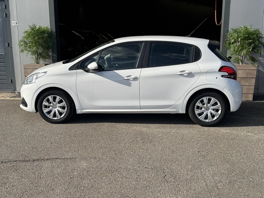 Peugeot 208 – foto 2