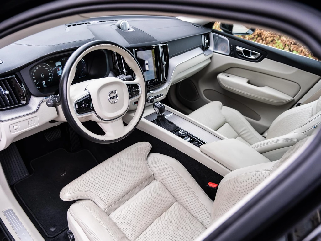 Volvo XC60 – foto 16
