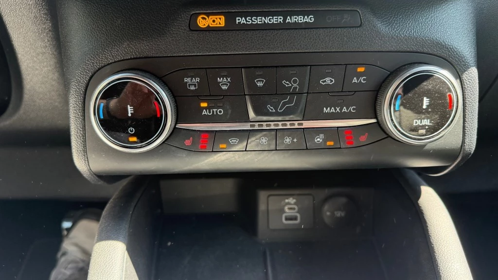Ford Kuga – foto 18