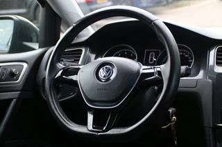 Volkswagen Golf – thumbnail 9