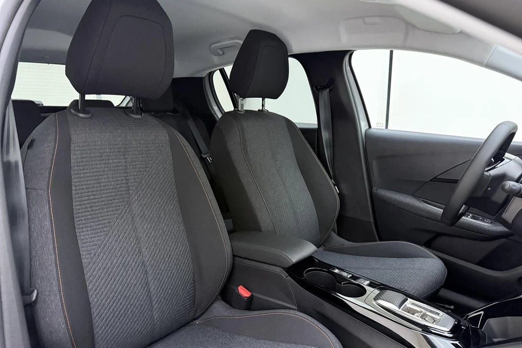 Peugeot 208 – foto 14